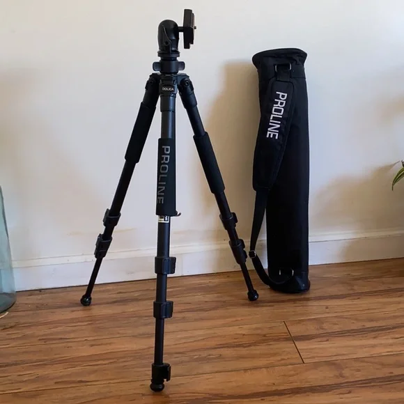 🪞 dolica proline media tripod adjustable with carry pouch